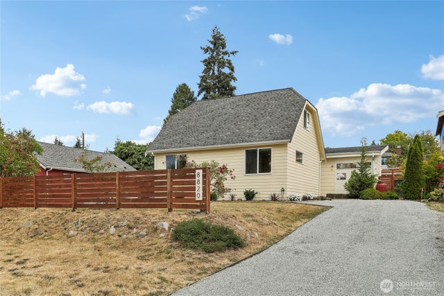 8820 24th Avenue SW, Seattle