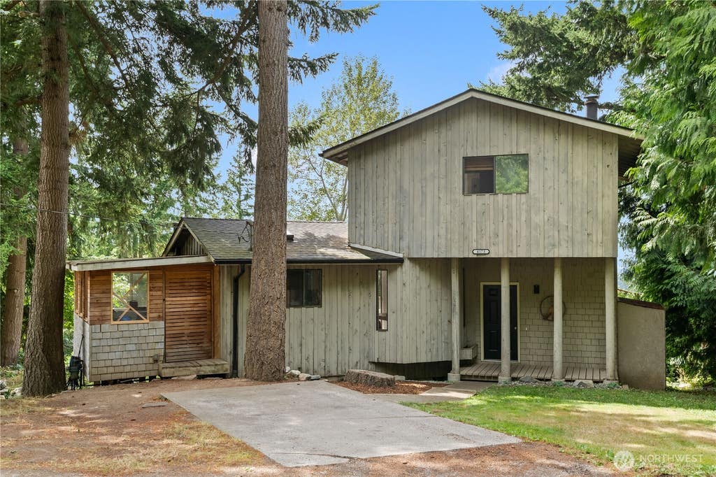 Photo of 4173 Malachite Drive, Bellingham, WA 98226 (MLS # 2553669)