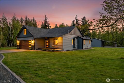 Photo of 547 E Smith Road, Bellingham, WA 98226 (MLS # 2515667)