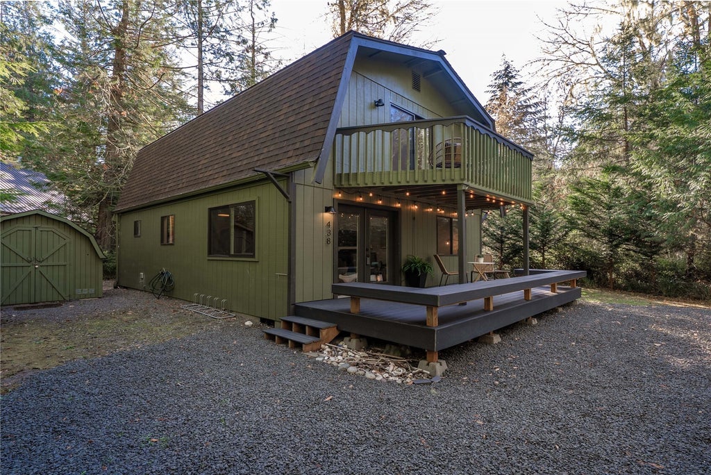 Photo of 438 E Pointes Drive E, Shelton, WA 98584 (MLS # 2595367)