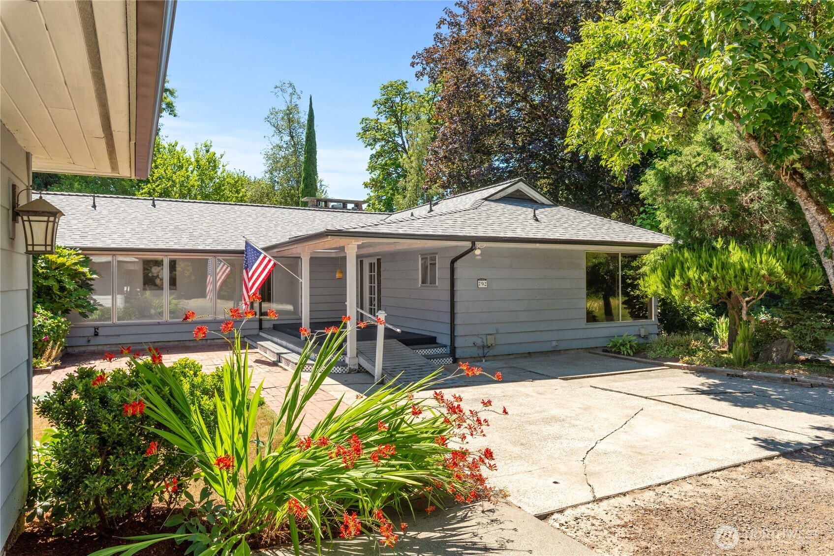 792 NE Old Belfair HWY