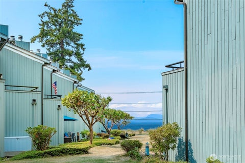 Photo of 7806 Birch Bay Dr Dr #1007, Blaine, WA 98230 (MLS # 2378661)