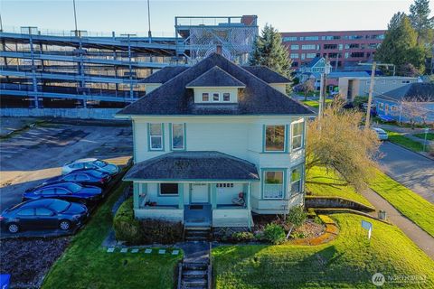 Photo of 906 908 Adams Street SE, Olympia, WA 98501 (MLS # 2481889)