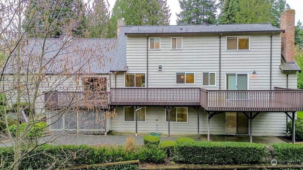 Photo of 6155 90th Avenue SE, Mercer Island, WA 98040 (MLS # 2203238)