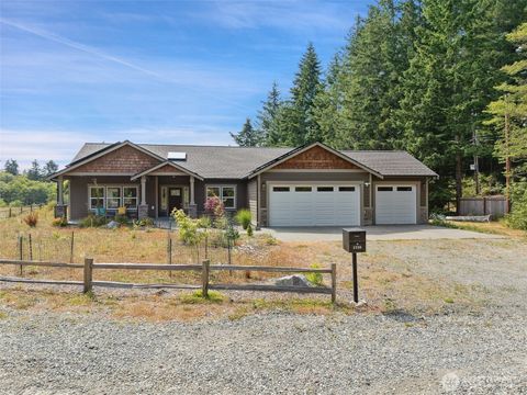 Photo of 1738 Lilypad Place E, Port Orchard, WA 98366 (MLS # 2400619)