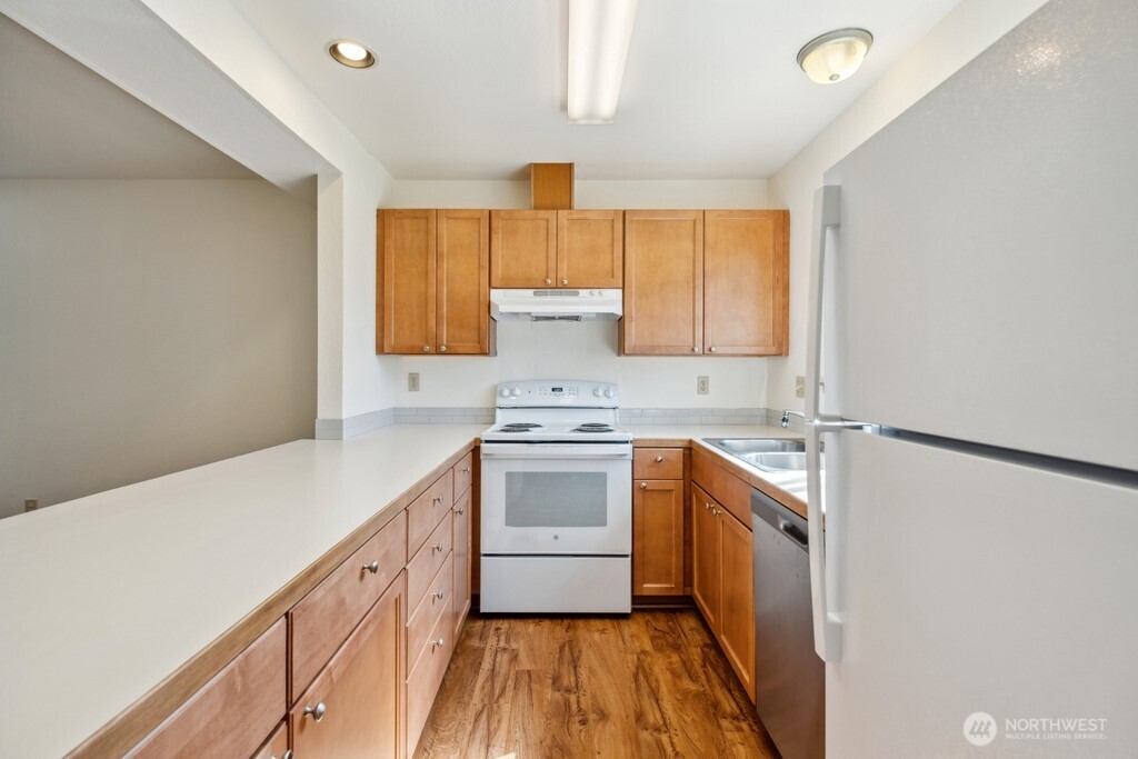 121 Union Avenue NE