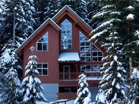 Photo of 131 Arlberg Place, Snoqualmie Pass, WA 98068 (MLS # 2458692)