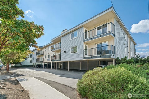 Photo of 9255 Greenwood Avenue N #38, Seattle, WA 98103 (MLS # 2586407)