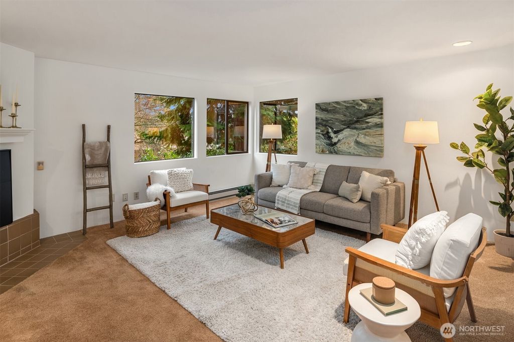 Photo of 343 N 74th Street, Seattle, WA 98103 (MLS # 2484357)