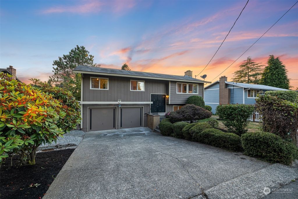 Photo of 26825 17th Avenue S, Des Moines, WA 98198 (MLS # 2146826)