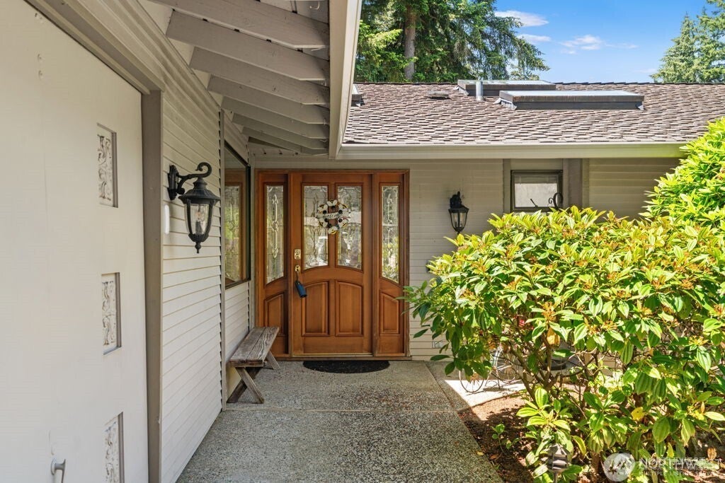Photo of 16405 SE 145th st ST, Renton, WA 98059 (MLS # 2546110)