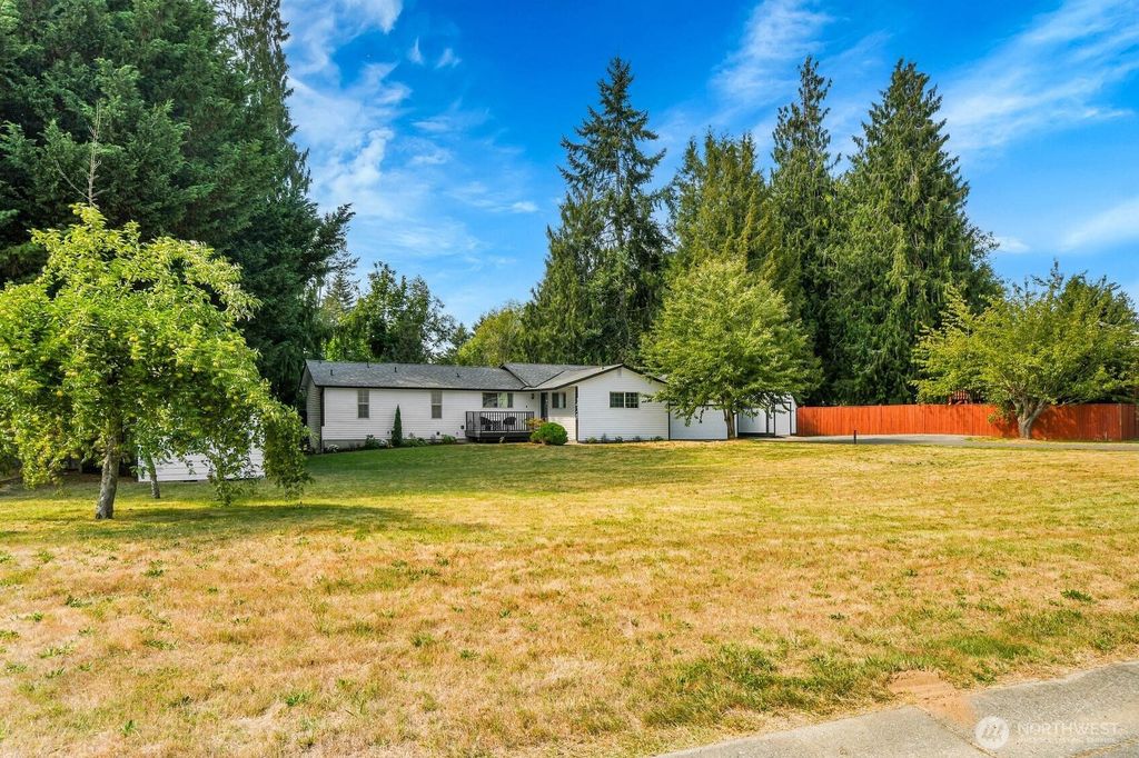 Photo of 14128 57th Avenue NE, Marysville, WA 98271 (MLS # 2426809)