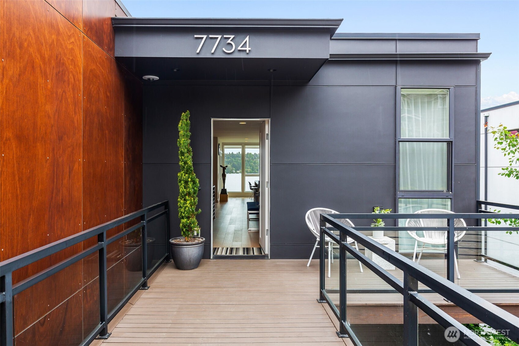 7734 Seward Park Avenue S