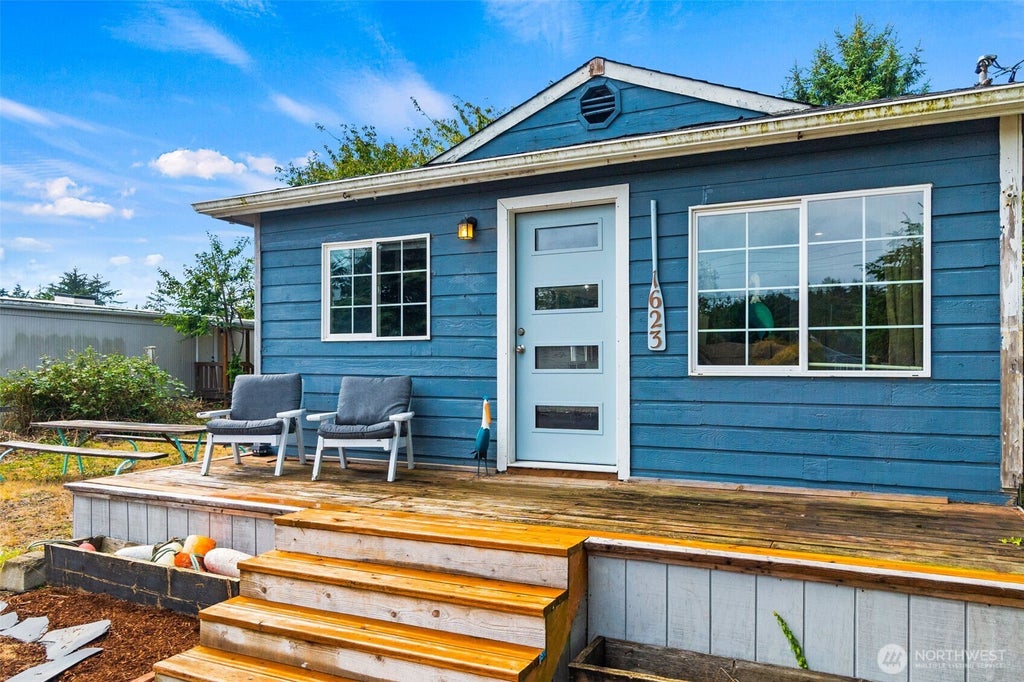 Photo of 1623 S Broadway Street, Westport, WA 98595 (MLS # 2575384)