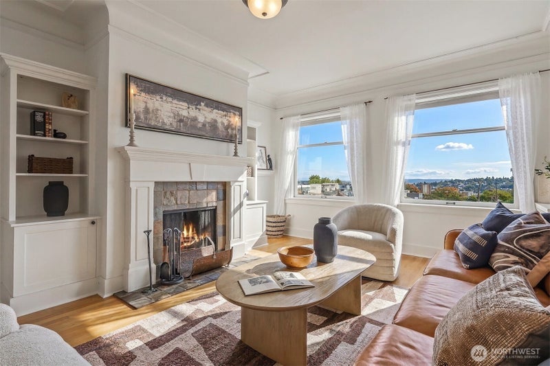1808 Bigelow Avenue N 101B