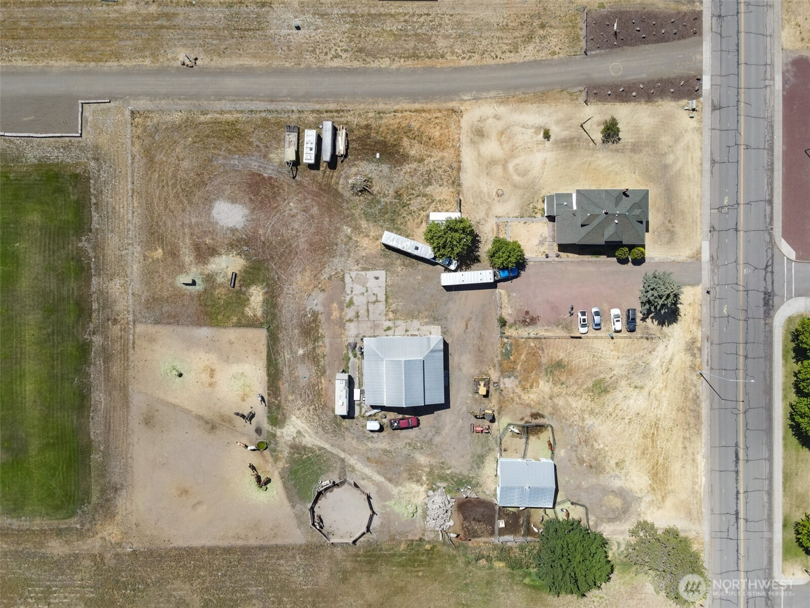 1102 S Roosevelt Drive