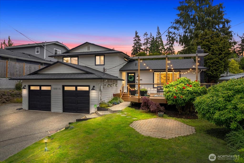 Photo of 18015 Homeview Drive, Edmonds, WA 98026 (MLS # 2560914)
