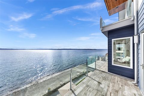 Photo of 12065 30th Avenue SW, Burien, WA 98146 (MLS # 2378347)