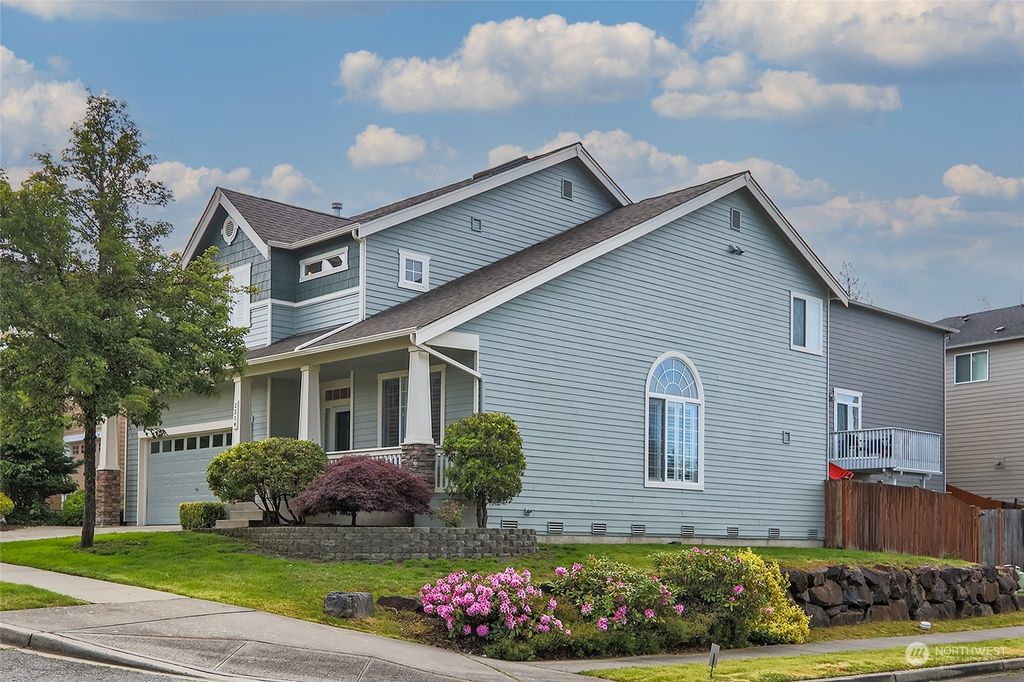 Photo of 2214 146th Place SW, Lynnwood, WA 98087 (MLS # 2248704)