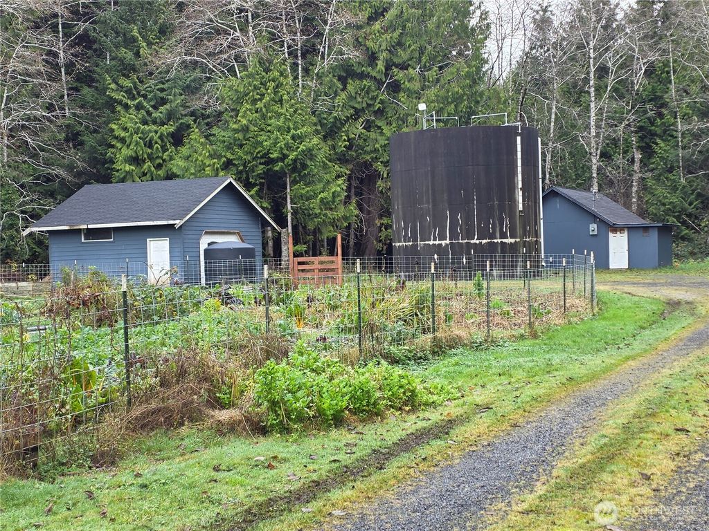 Photo of 0 Vista Place, Taholah, WA 98587 (MLS # 2458629)