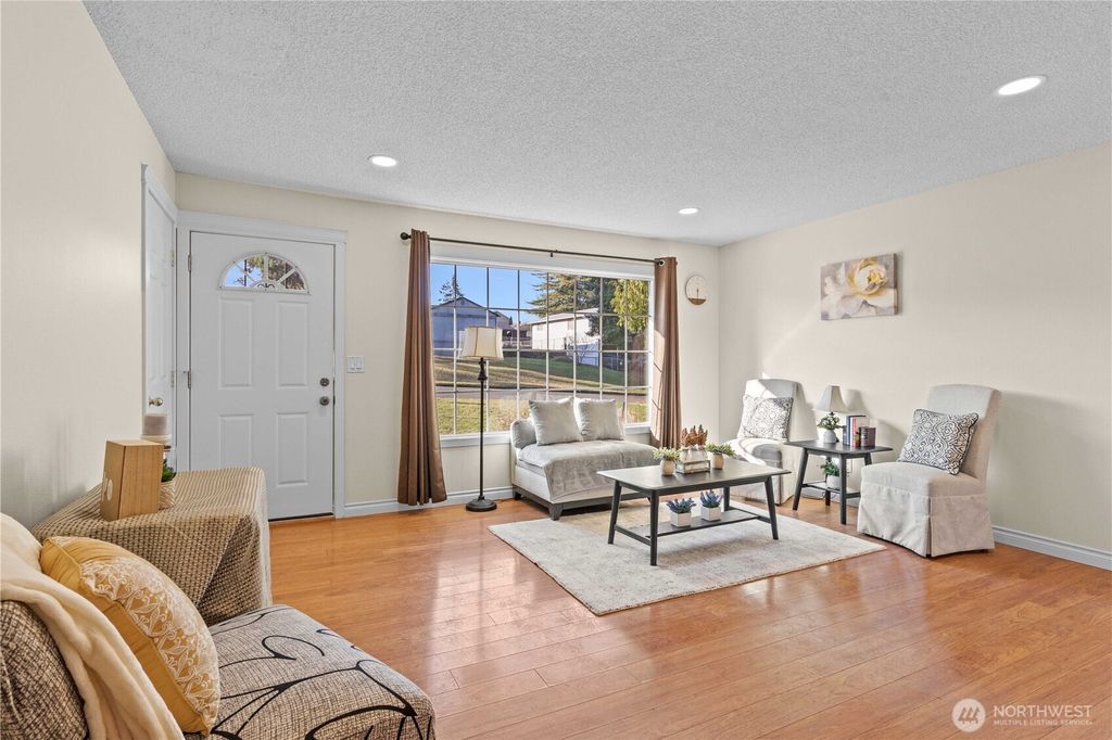 Photo of 6661 E Tonia Street, Tacoma, WA 98404 (MLS # 2470837)