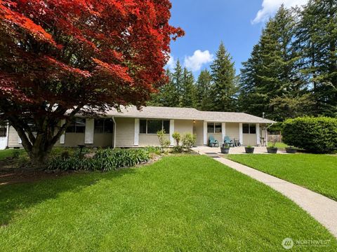 Photo of 11210 133rd Avenue SE, Rainier, WA 98576 (MLS # 2526736)
