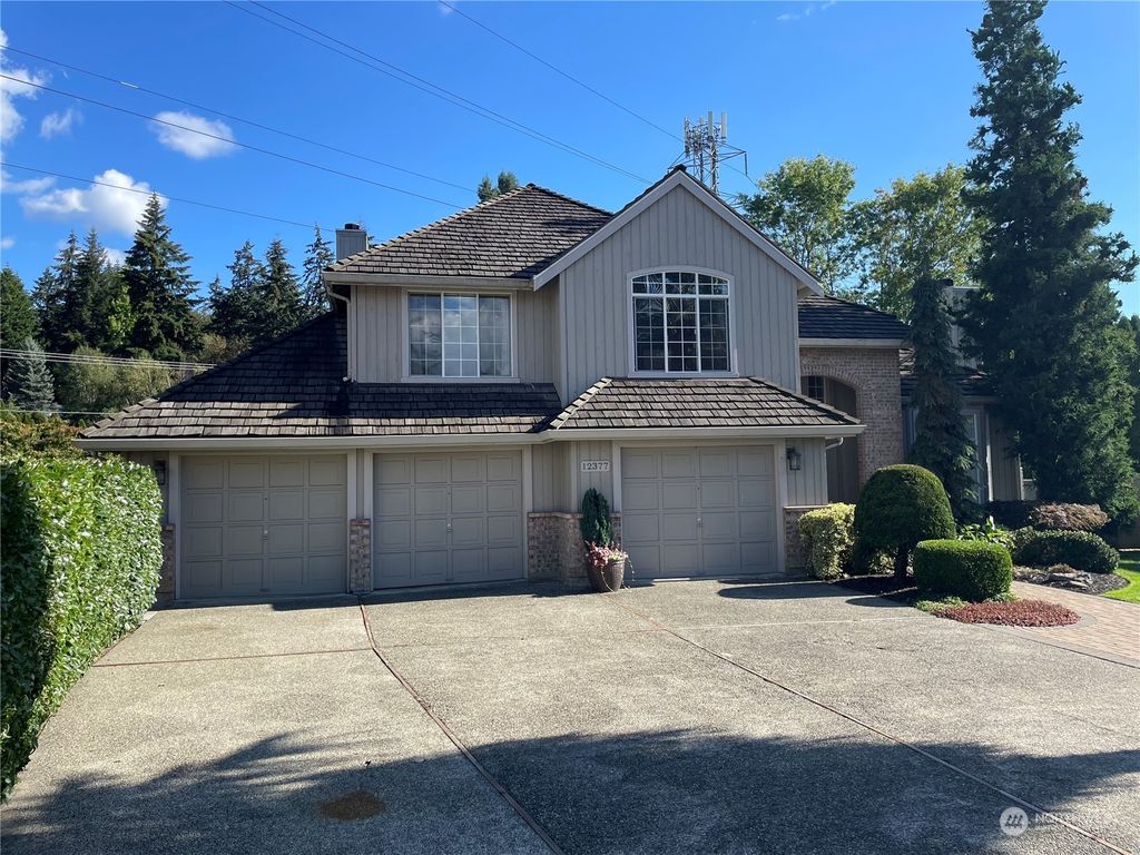 Photo of 12377 NE 3rd Place, Bellevue, WA 98005 (MLS # 2293691)