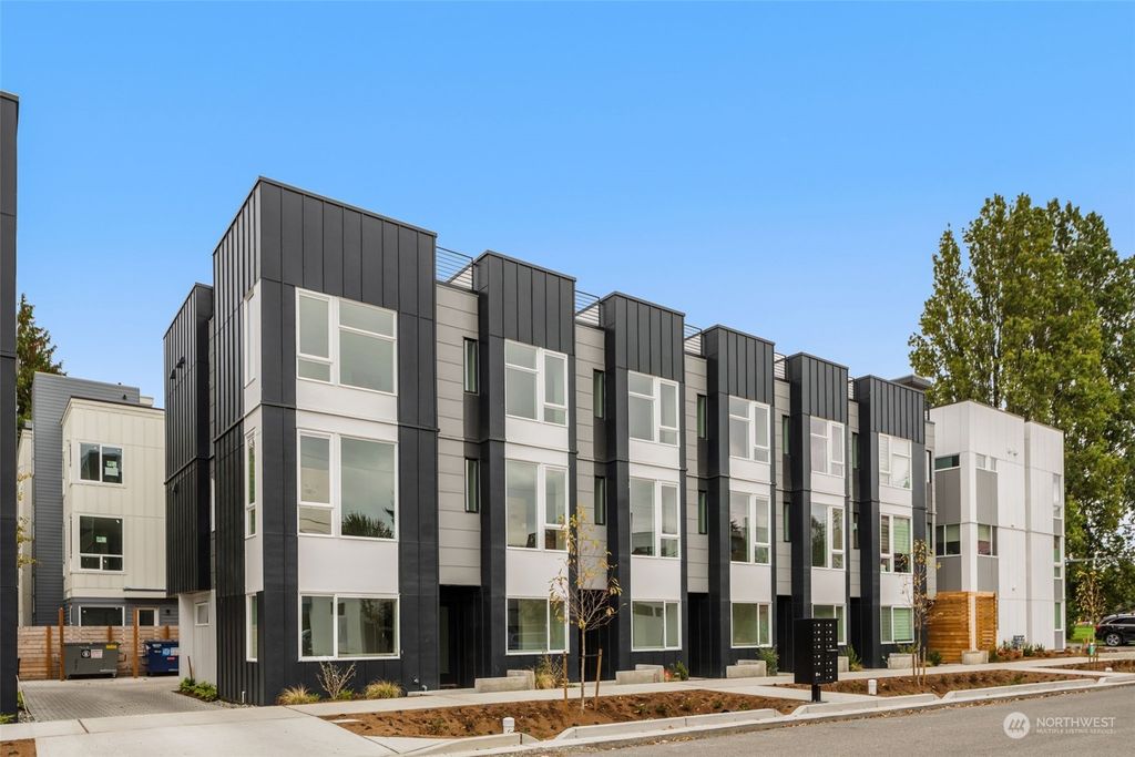 Photo of 1406 NW 92nd Street, Seattle, WA 98117 (MLS # 2167159)