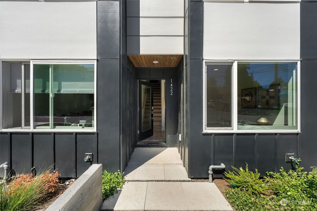 Photo of 1406 NW 92nd Street, Seattle, WA 98117 (MLS # 2167159)