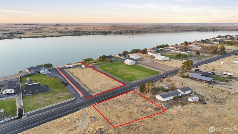 5320 Panorama Drive