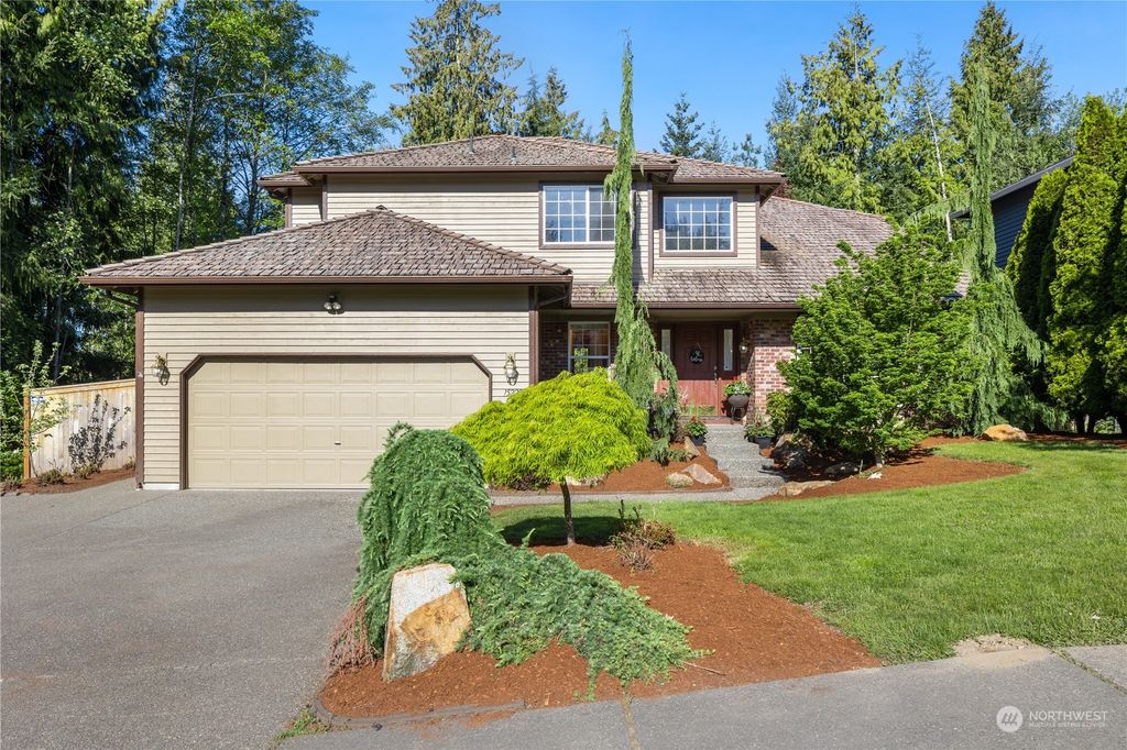 Photo of 15222 55th Drive SE, Everett, WA 98208 (MLS # 2069060)