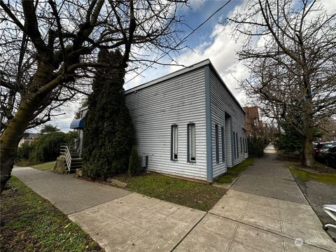 101 14th Avenue E Seattle WA 98122