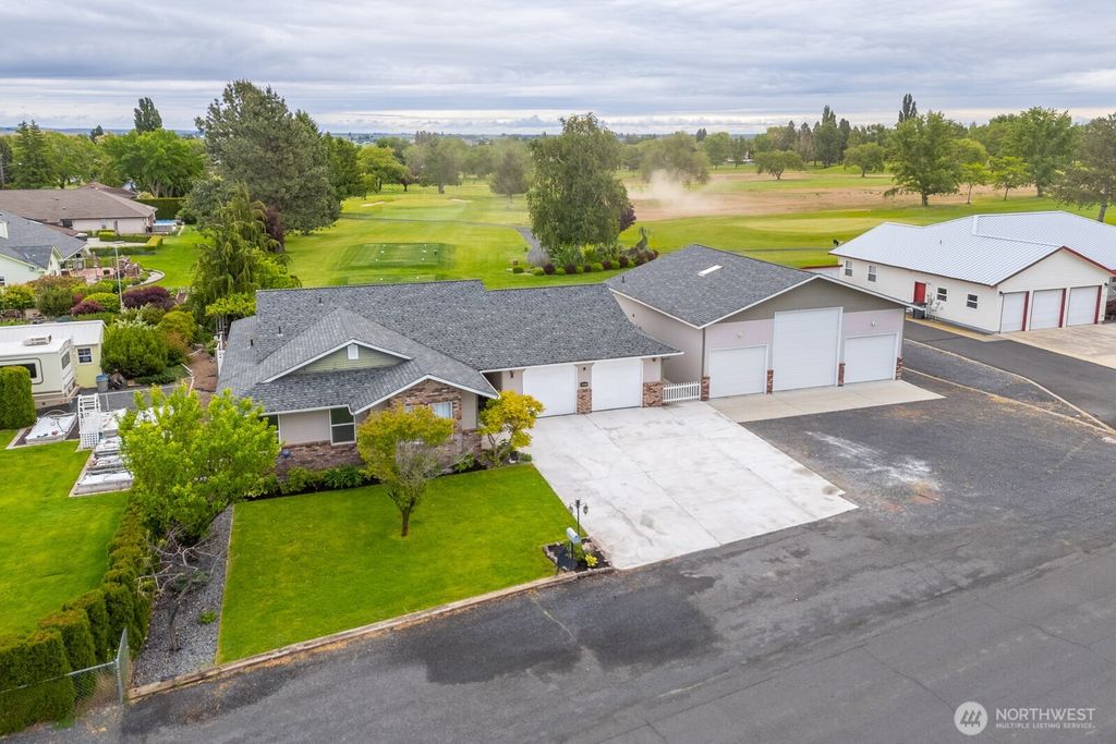 Photo of 19341 St. Andrews Drive NW, Soap Lake, WA 98851 (MLS # 2500393)