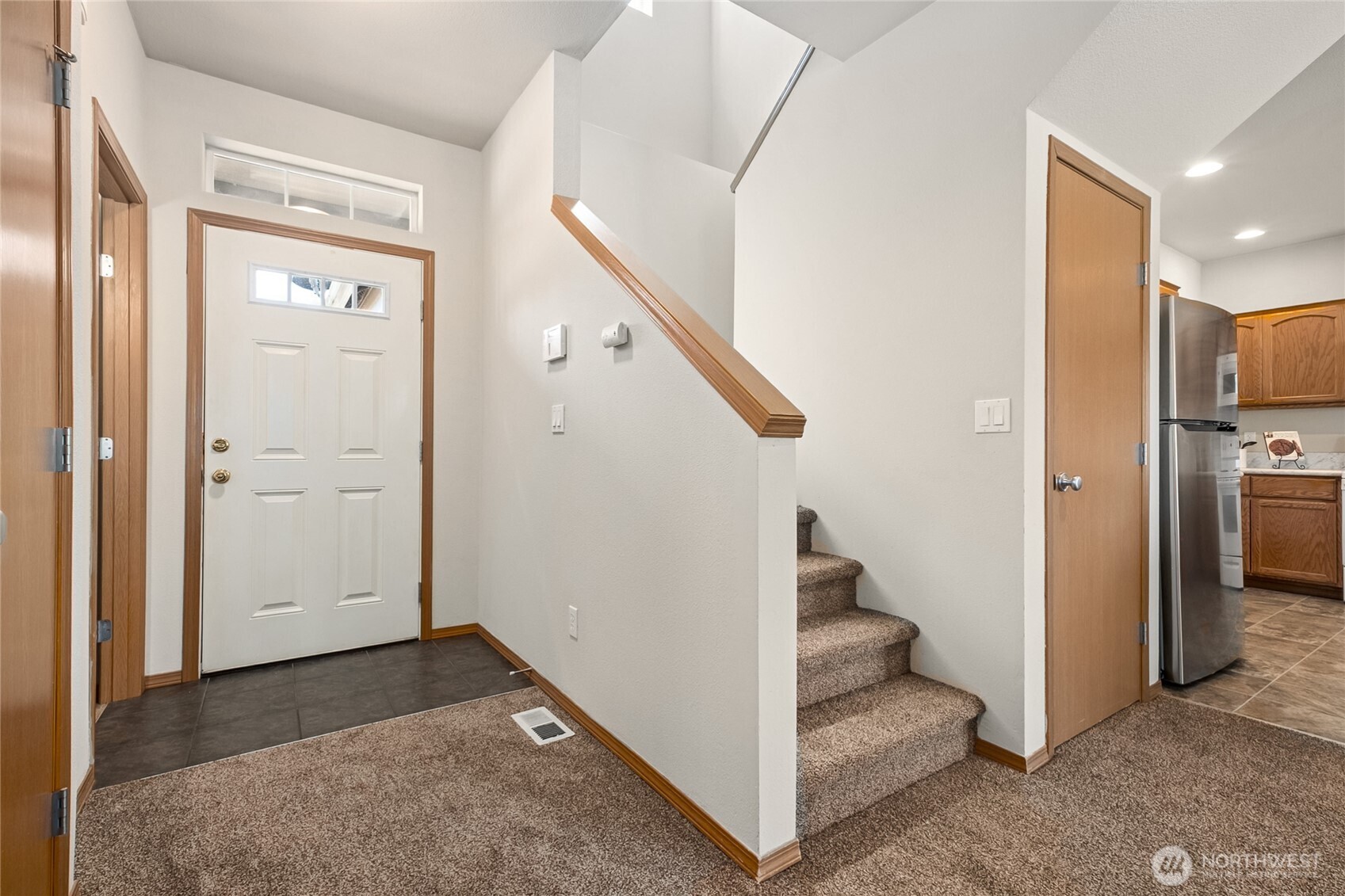 129 6th Avenue N