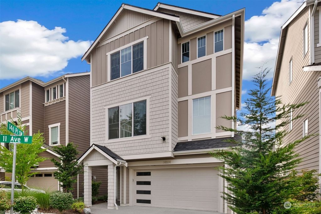 Photo of 14614 11th Avenue W, Lynnwood, WA 98087 (MLS # 2164035)