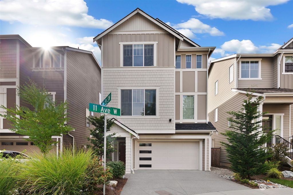 Photo of 14614 11th Avenue W, Lynnwood, WA 98087 (MLS # 2164035)