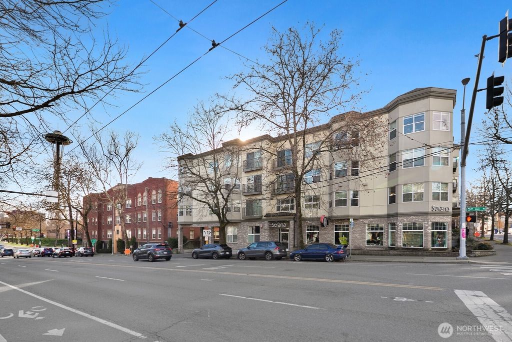 Photo of 621 5 Avenue N #301, Seattle, WA 98109 (MLS # 2476015)