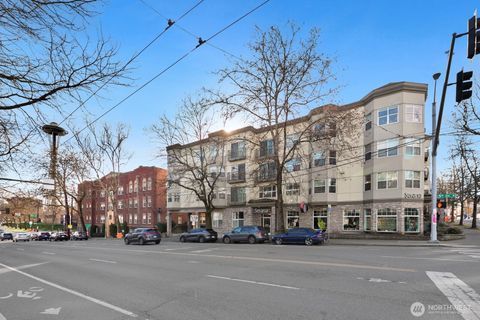 Photo of 621 5 Avenue N #301, Seattle, WA 98109 (MLS # 2476015)