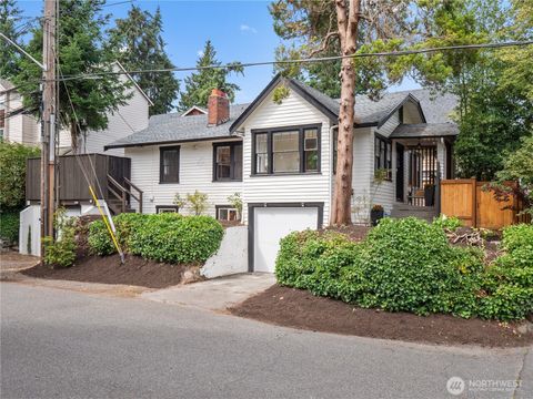 Photo of 9701 Roosevelt Way NE, Seattle, WA 98115 (MLS # 2505122)