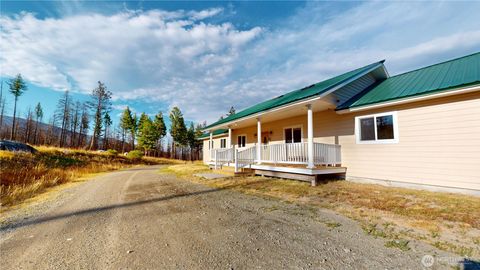 Photo of 18 Risingson Drive, Tonasket, WA 98855 (MLS # 2489475)