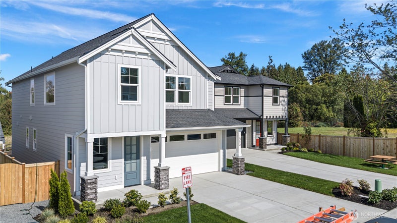 1323 Ave A