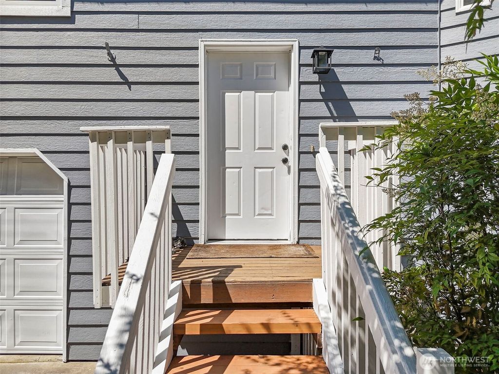 Photo of 26603 220th Place SE, Maple Valley, WA 98038 (MLS # 2407496)