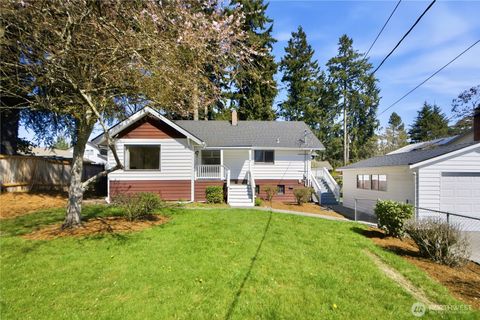 Photo of 116 NE 133rd Street, Seattle, WA 98125 (MLS # 2505015)
