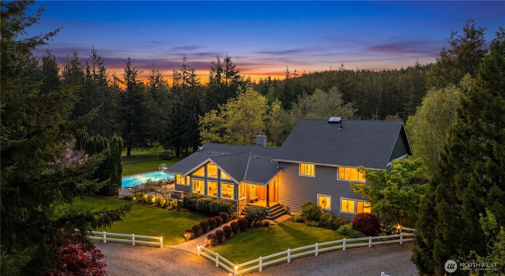 Photo of 29335 333RD Avenue SE, Ravensdale, WA 98051 (MLS # 2518328)