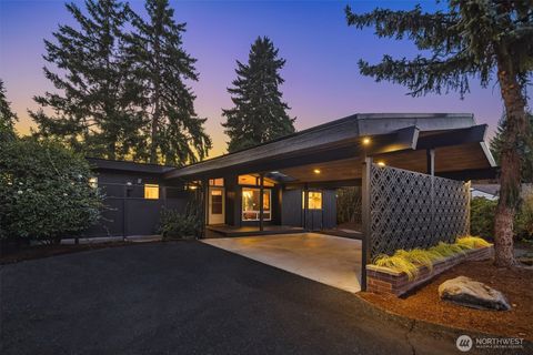 Photo of 2037 121st Avenue SE, Bellevue, WA 98005 (MLS # 2441382)