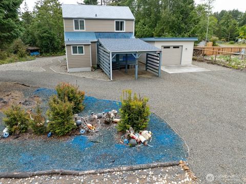 Photo of 1312 303rd Place, Ocean Park, WA 98640 (MLS # 2387322)