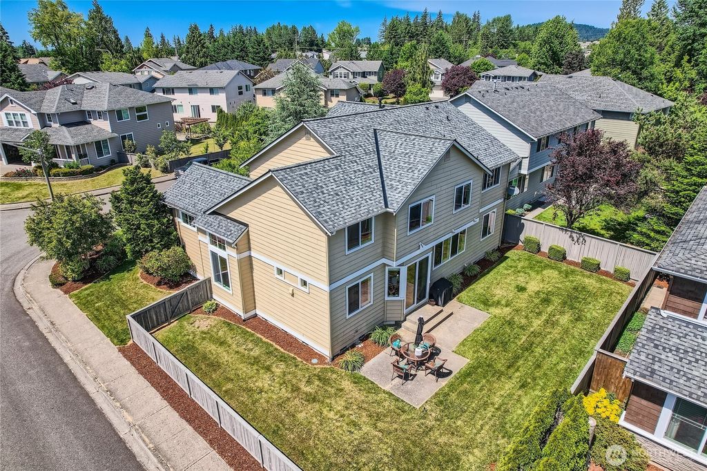 Photo of 270 Kitsap Avenue NE, Renton, WA 98059 (MLS # 2381293)