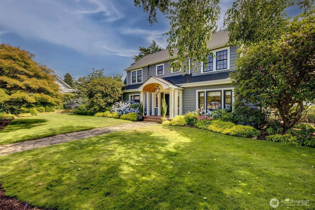 Photo of 101 Prospect Street, Seattle, WA 98109 (MLS # 2548363)