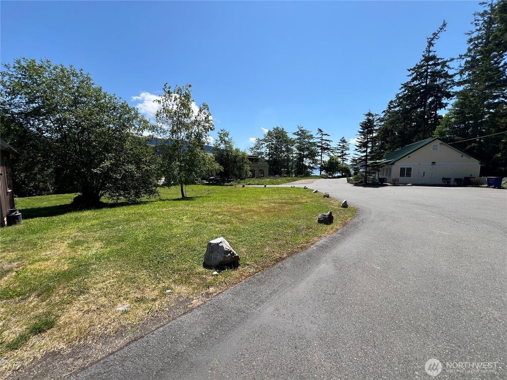 listing image 9364078208581297013
