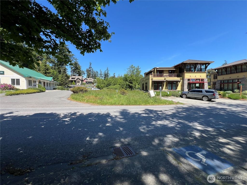 listing image 9362277518121960671